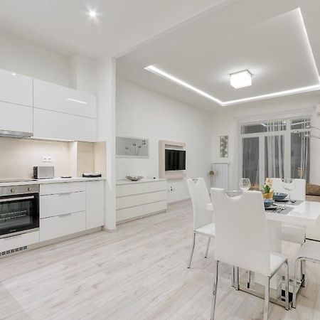 D.Five Kiraly Street Superior Apartment With City View 布达佩斯 外观 照片
